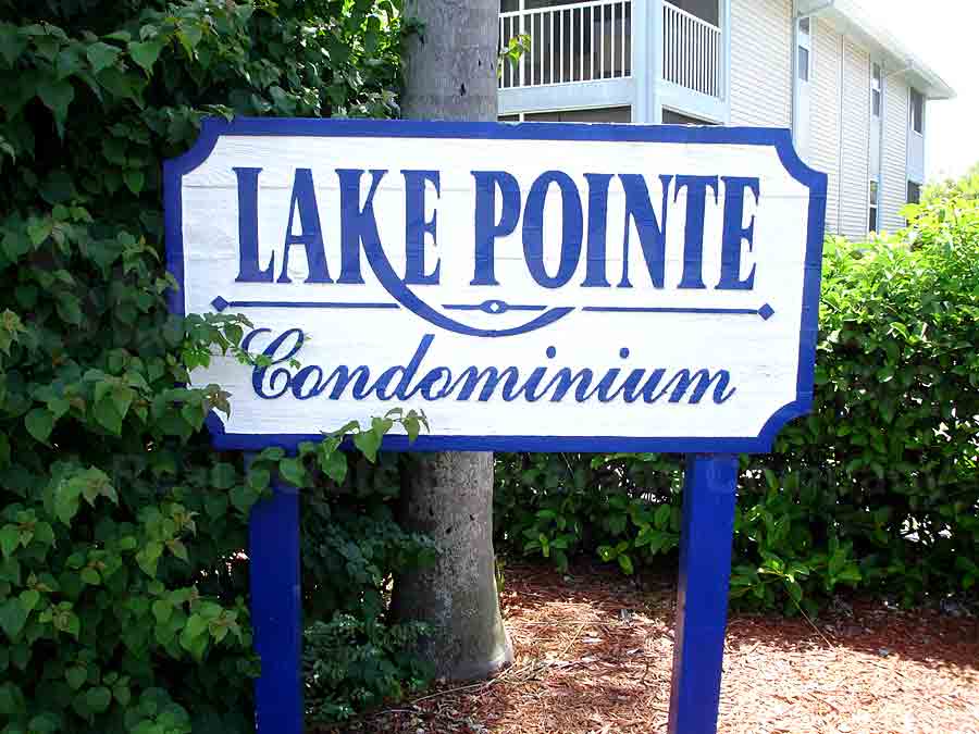 Lake Pointe Signage